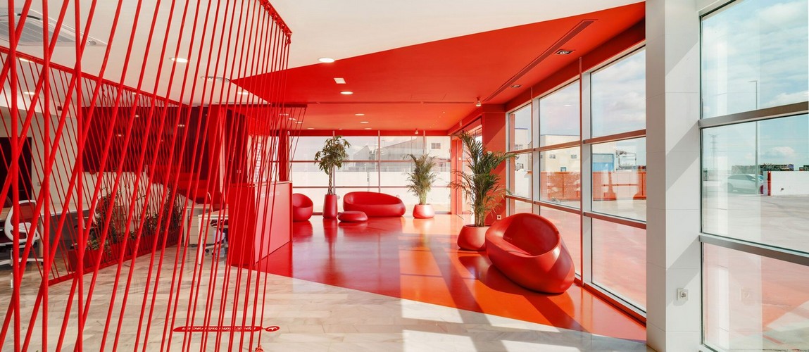 Дизайн офиса с мебелью от Vondom 7