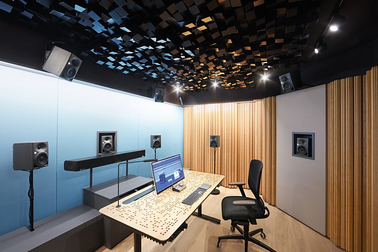 Дизайн офиса звукозаписывающей студии с мебелью от Wilkhahn 1