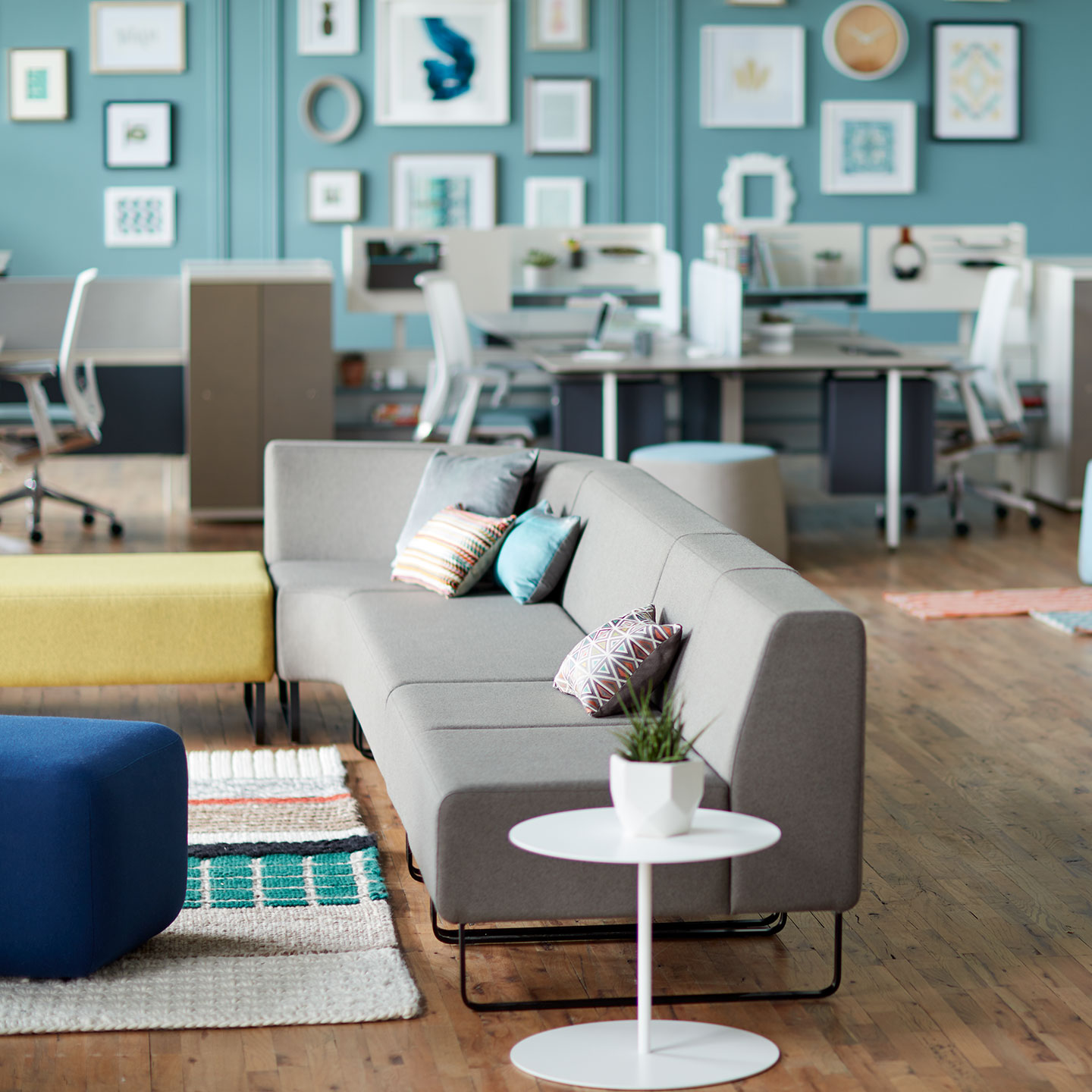 Офисный диван для работы и деловых встреч от Haworth 7